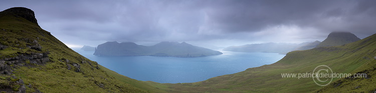 Vagar from Streymoy, Faroes Islands - Ile de Vagar, iles Feroe - FER988