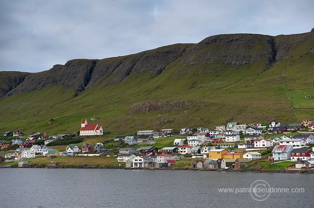 Tvoroyri, Suduroy, Faroe islands - Tvoroyri, Iles Feroe - FER475