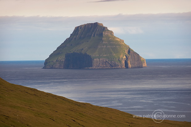 Litla Dimun, Faroe islands - Litla Dimun, Iles Feroe - FER490