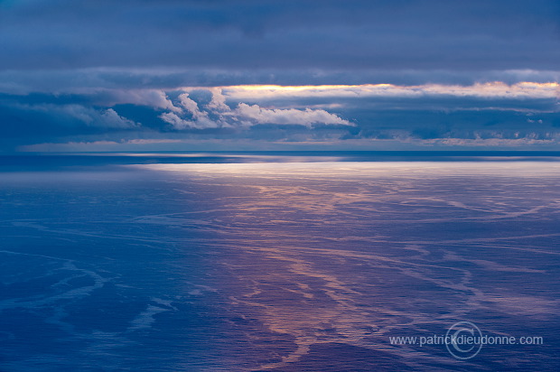 Suduroy SW coast, Faroe islands - Cote SO de Suduroy, Iles Feroe - FER506