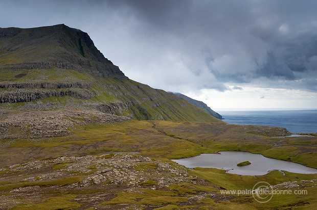 Suduroy west coast, Faroe islands - Suduroy, Iles Feroe - FER515