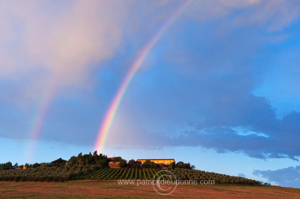 Rainbow, Tuscany - Arc-en-ciel, Toscane - it01457