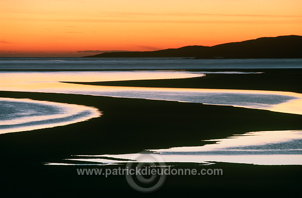 Sunset over Luskentyre Bay, Harris, Scotland - Ecosse - 18607