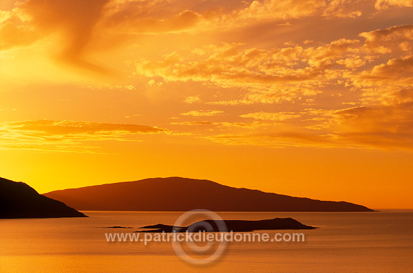 Sunset over Loch Tarbert, Harris, Scotland - Harris, Ecosse - 18621