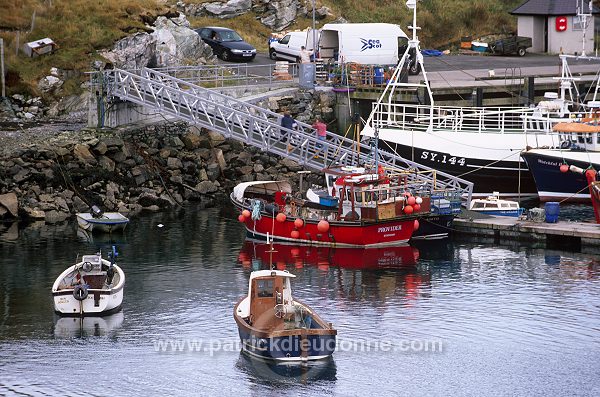 Fishing Harbour, South Harris, Scotland - Harris, Ecosse - 18669