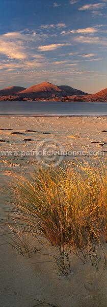 Beach and North harris hills, Harris, Scotland - Plage sur Harris, Ecosse 15706