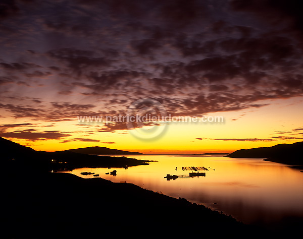 West loch Tarbert, Harris, Scotland - West loch Tarbert, Harris, Ecosse  15719