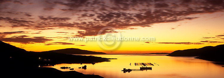 West loch Tarbert, Harris, Scotland - West loch Tarbert, Harris, Ecosse  15720