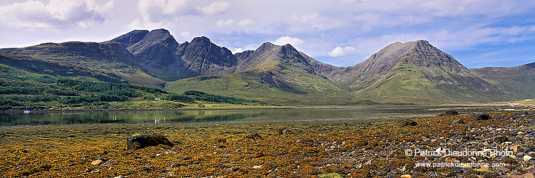 Black Cuillins from loch Slapin, Skye, Scotland - Chaine des Cuillins, Skye, Ecosse  17332