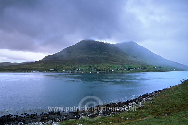 Glamaig from Peinchorran, Skye, Scotland - Ecosse - 19317