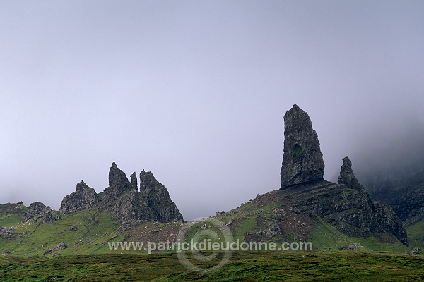 Old Man of Storr, Skye, Scotland - Skye, Ecosse - 19410