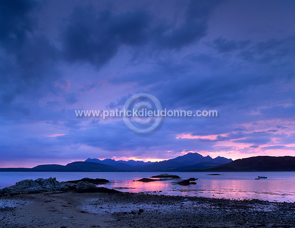 Cuillins and loch Eishort, Skye, Scotland - Cuillins et loch Eishort, Skye, Ecosse  15884