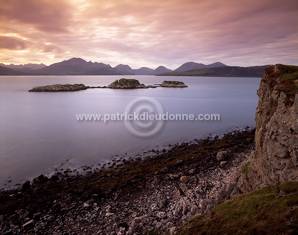 Cuillins and loch Eishort, Skye, Scotland - Cuillins et loch Eishort, Skye, Ecosse  15894