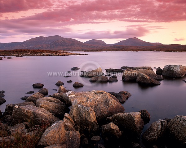 Loch Druidibeg at sunset, South Uist, Scotland -  Loch Druidibeg, Uist, Ecosse  15979