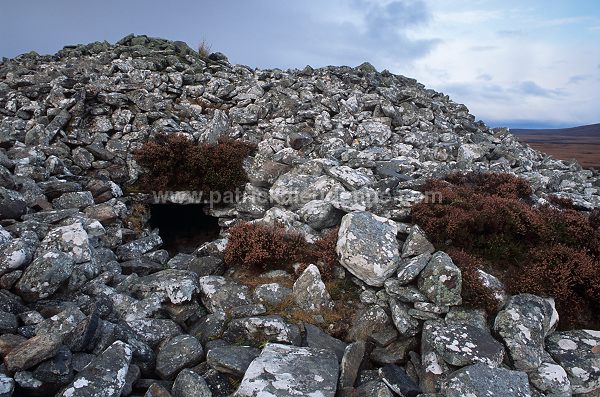 Barpa Langass, chambered cairn, Scotland - Ecosse - 18802