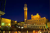 Tuscany, Siena, Piazza del Campo -  Toscane, Sienne, le Campo  12550