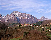 Italy,Tuscany, Apuane Alps: Niciano - Toscane, Niciano  12034