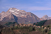 Italy,Tuscany, Apuane Alps: Niciano - Toscane, Niciano  12038