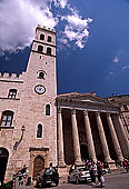 Umbria, Assisi, temple of Minerva - Ombrie, Assise  12089