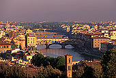 Tuscany, Florence, Ponte Vecchio - Toscane, Florence  12290