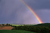 Tuscany, Crete region & rainbow - Toscane, Crete & arc-en-ciel    12251