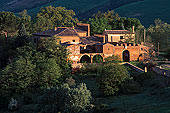 Tuscany, Crete region - Toscane, paysage des Crete    12268