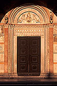 Tuscany, Lucca, facade of Duomo - Toscane, Lucques, Duomo  12413