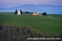 Tuscan chapel, Tuscany - Chapelle, Toscane - it01327 Tuscan chapel, Tuscany - Chapelle, Toscane - it01327