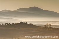 Val d'Orcia, Tuscany - Val d'Orcia, Toscane - it01706