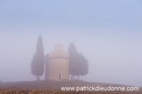 Tuscan chapel, Tuscany - Chapelle, Toscane - it01845