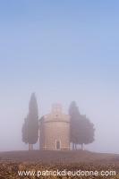 Tuscan chapel, Tuscany - Chapelle, Toscane - it01847