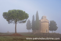 Tuscan chapel, Tuscany - Chapelle, Toscane - it01848