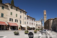 Montalcino, Tuscany - Montalcino, Toscane - it01050