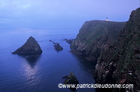Fair Isle, north coast, Shetland, Scotland - Côte nord de Fair Isle  13037