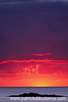 Red Sunset from West Burra, Shetland - Couchant depuis West Burra  13356