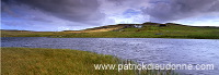 Small loch and houses (Elvister), West Mainland - Lac et maisons, Mainland Ouest 13470