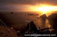 The Drongs at sunset, Shetland -  Les Drongs au couchant  13520