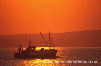 Fishing boat, Shetland, Scotland - Bateau de pêche dans les Shetland  13847