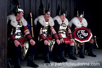 Vikings waiting for the bus - Vikings attendant leur bus, Shetland  13960