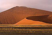 Red sand dunes, Sossusvlei, Namibia - Dunes, desert du Namib 14276