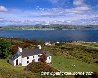 House and Dunmanus Bay, Ireland - Maison et cote rocheuse, Irlande  15317