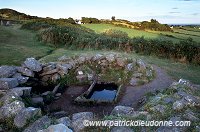Drombeg neolithic cooking site, Ireland - Site de cuisson, Irlande  15289