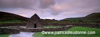 Gallarus Oratory, Dingle, Ireland - Oratoire de Gallarus, Irlande  15238