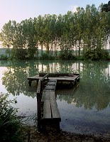 Ponton de peche sur la Marne (51), France - FMV285 Ponton de peche sur la Marne (51), France - FMV285