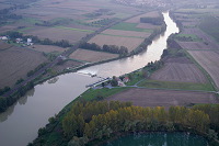 Marne vers Sauvigny, Aisne (02), France. - FMV073