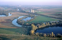 Marne vers  Matougues, Marne (51), France - FMV339