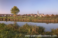 Canal de l'Est, Lacroix-sur-Meuse (55), France -  FME090