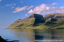 Kunoy, Faroe islands - Kunoy, iles Feroe - FER952