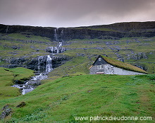 Old farm, Saksun, Streymoy, Faroe islands - Ferme traditionnelle, iles Feroe - FER008