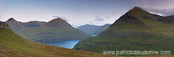 Hills, Eysturoy, Faroe Islands - Montagnes, iles Feroe - FER974